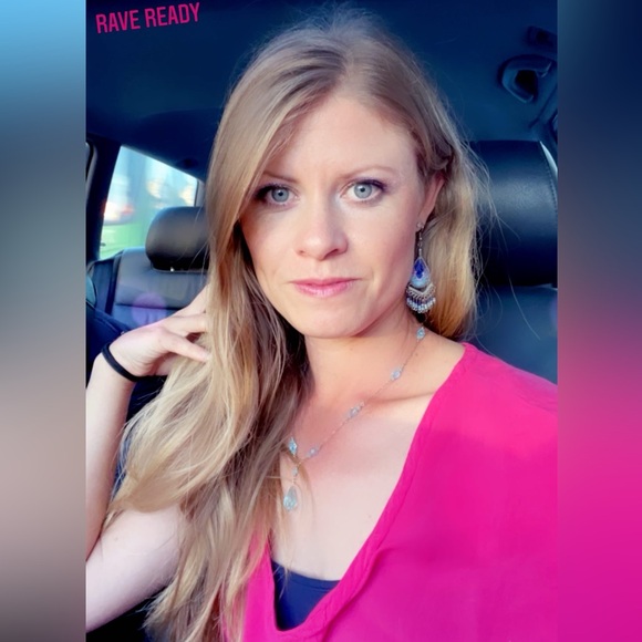 Meet your Posher, Kelci - Picture 1 of 1